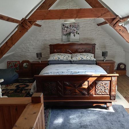Character Breton Cottage Carhaix-Plouguer Exterior foto